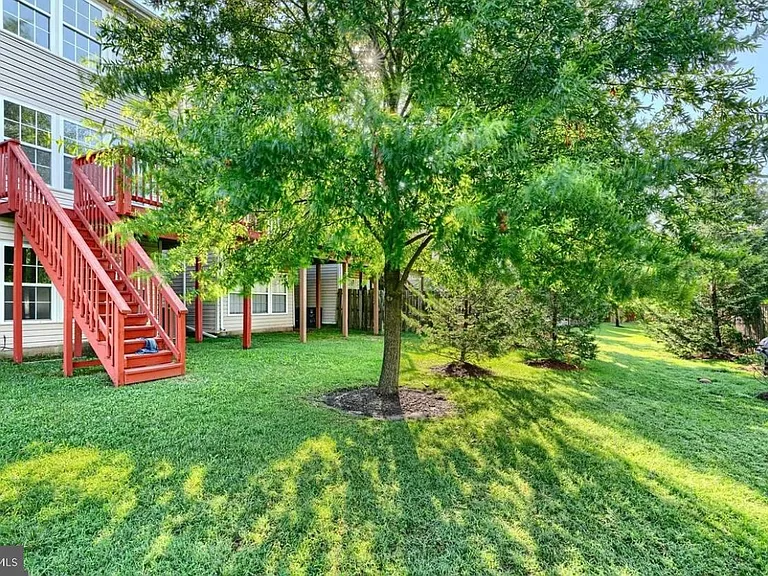 9863 Decatur Rd — Photo 30