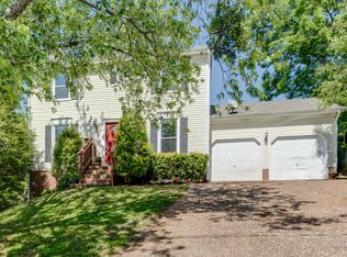521 Fairhaven Ct, Nashville, TN 37211