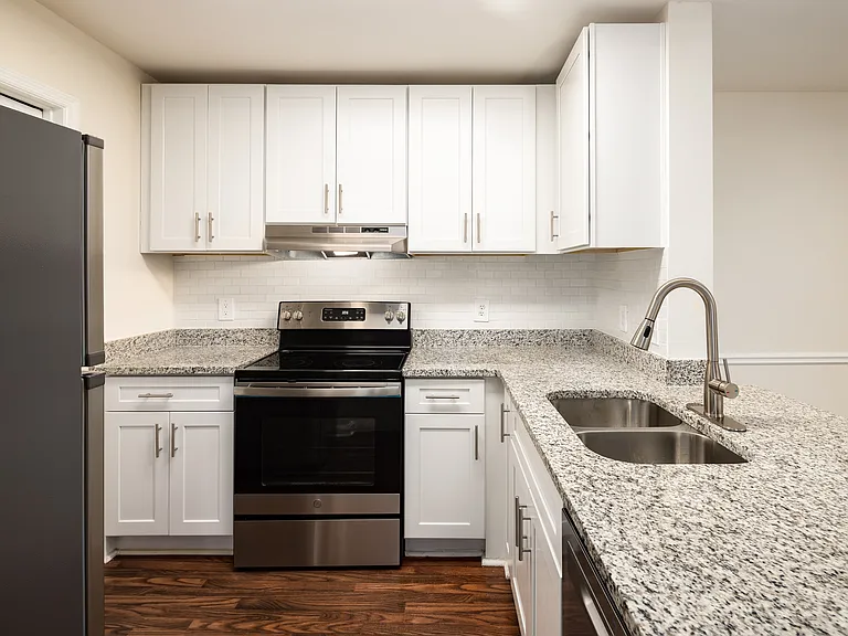 Wesley Place Apartments at Lawrenceville — Photo 11