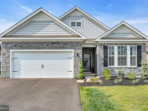 54 Raccoon Ln, Barnegat, NJ 08005