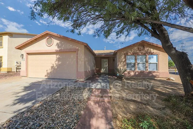 1892 W Bagley Way