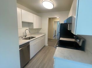 800 Elm St APT 104, San Carlos, CA 94070