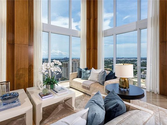 5th image of 333 Las Olas Way #PH 3210