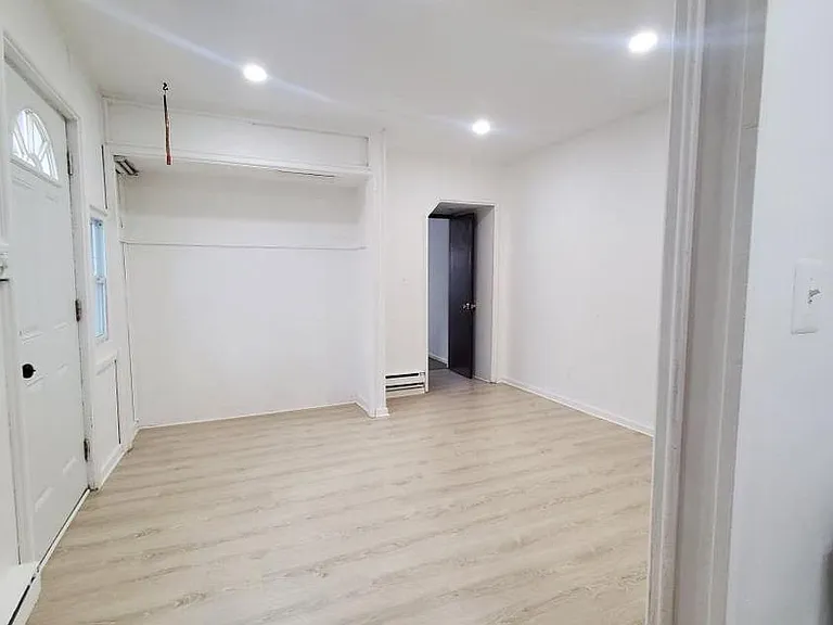 46 S Union Ave #B — Photo 1