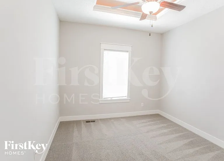 13810 NW 73rd St — Photo 13