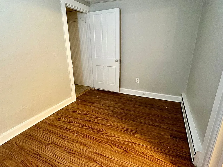 145-147 W. High Street — Photo 9