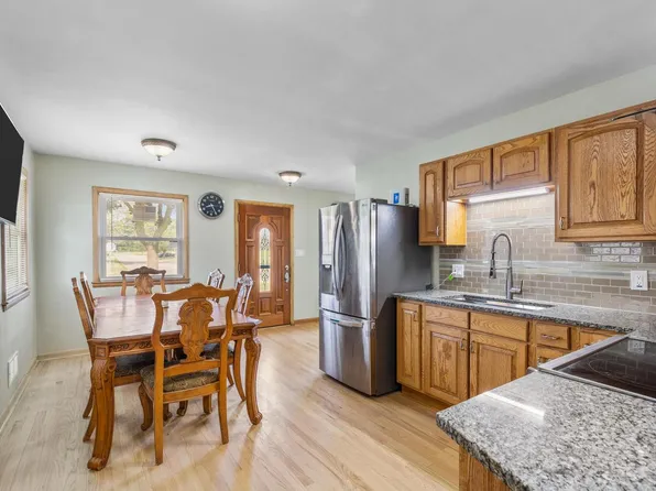 4320 North 100th STREET, Milwaukee, WI 53222