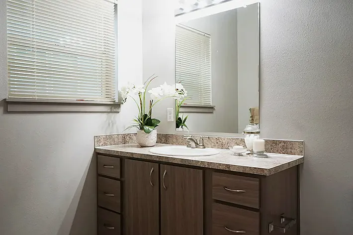 River Ridge Apartments — Photo 36