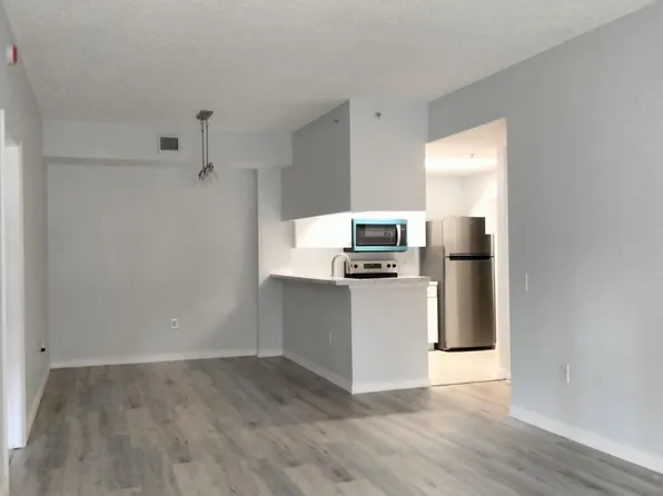 2803 Sarento Place #111, Palm Beach Gardens, FL 33410