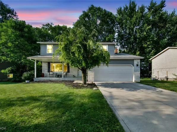 1032 Greenwich Ave, Grafton, OH 44044