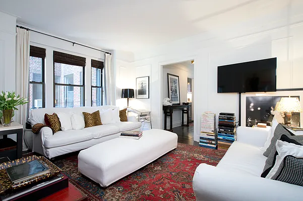 Sold by Compass | media 1