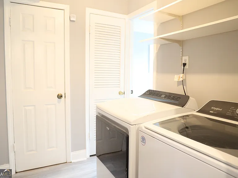 2657 Crestdale Cir SE — Photo 10