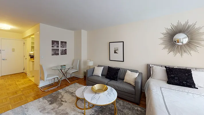 Rented by The Monterey | media 12