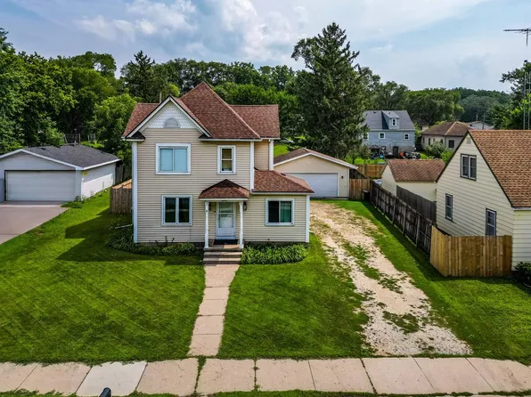 624 Harding St, Janesville, WI 53545