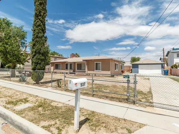 537 E Avenue Q12, Palmdale, CA 93550