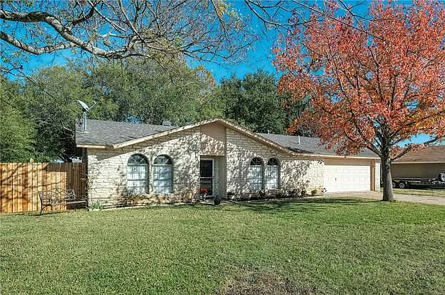 2508 Peach Tree Ln — Photo 9