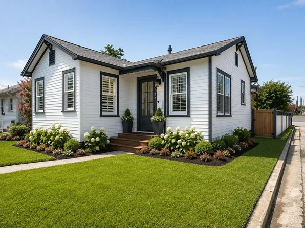 1501 Milam Dr, Galveston, TX 77551