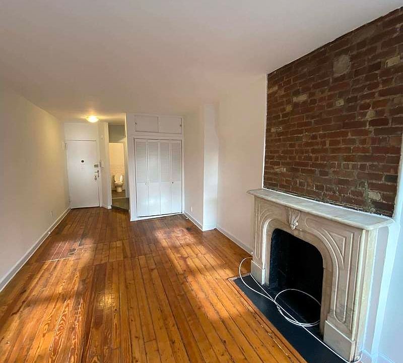 1st image of 48 W 8th St #4DD