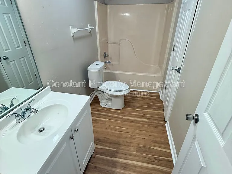 701 English St — Photo 8