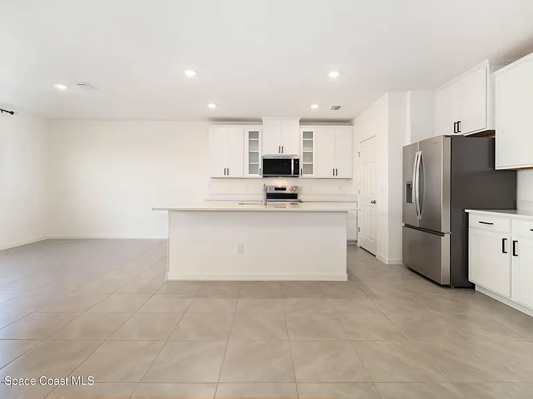 5072 Alabaster Dr — Photo 13