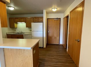 1225 7th St S #9, La Crosse, WI 54601