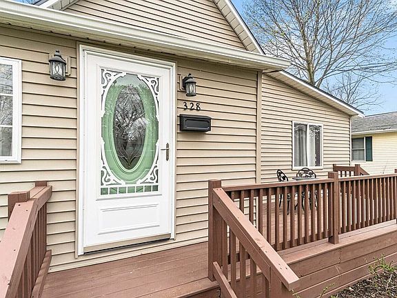 2nd image of 328 Fruit St