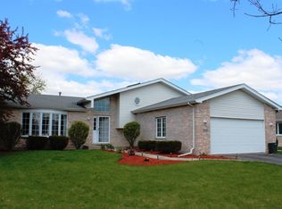 16360 S Fieldstone Pl, Lockport, IL 60441