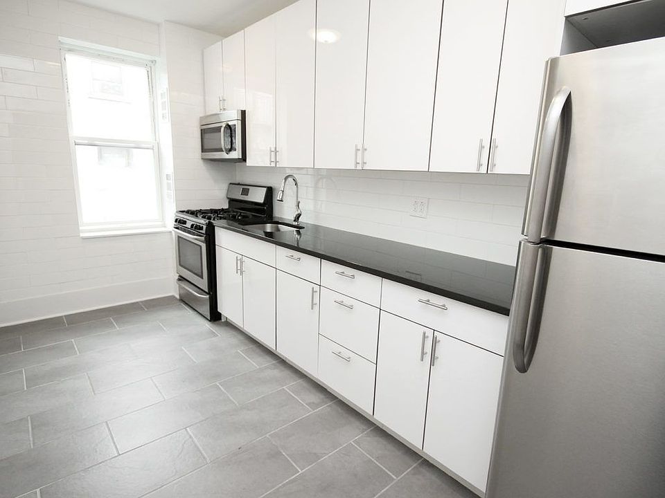 1st image of 3178 34th St APT 3F