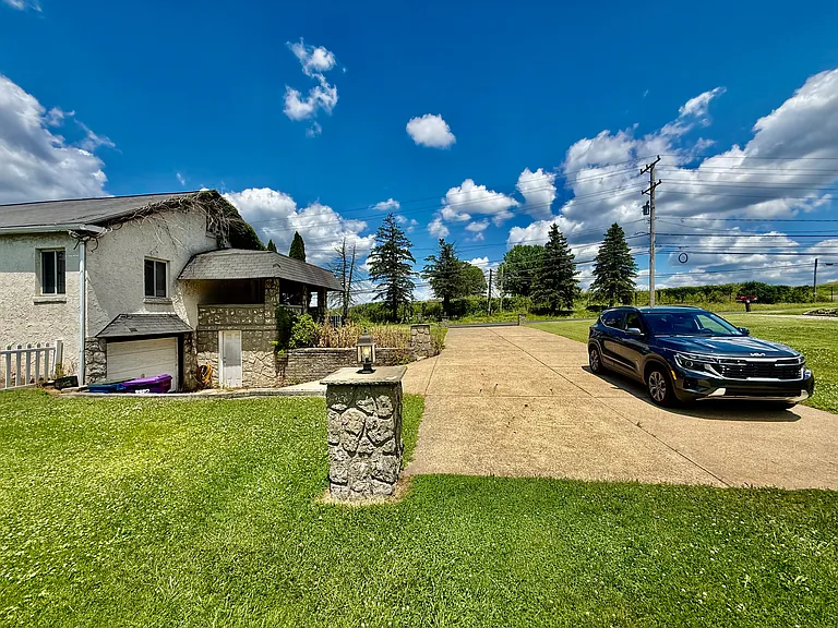 314 Coxcomb Hill Rd — Photo 3