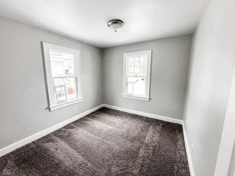2626 Morton St — Photo 5