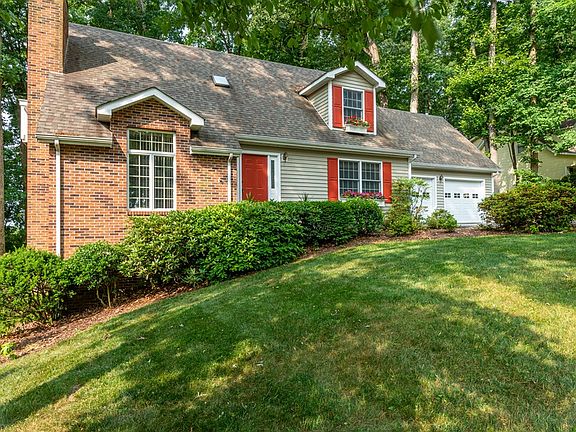 2nd image of 17533 Mahogany Dr