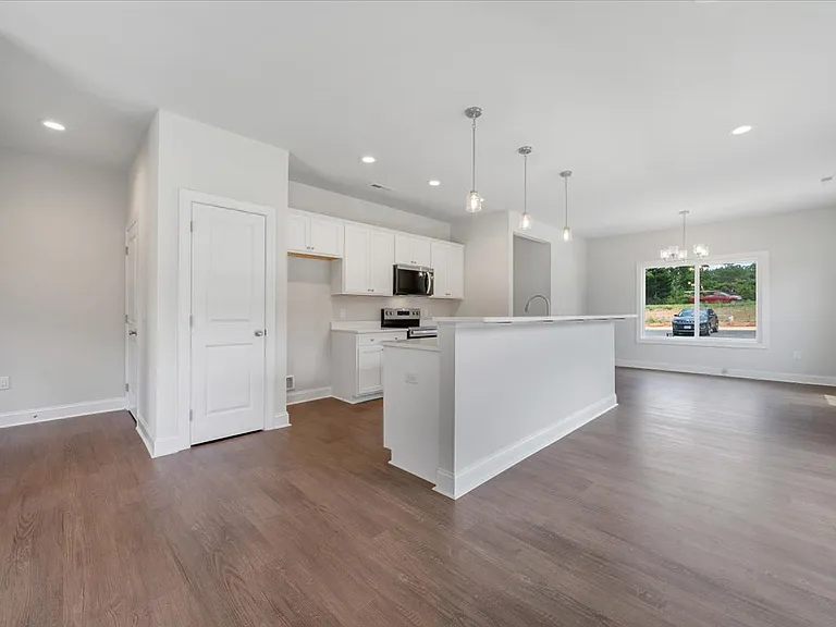 32 Shotman Rd — Photo 8