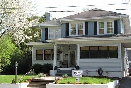 2nd image of 1830 Academy St