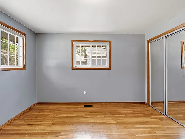 6520 N Sutherlin St — Photo 20