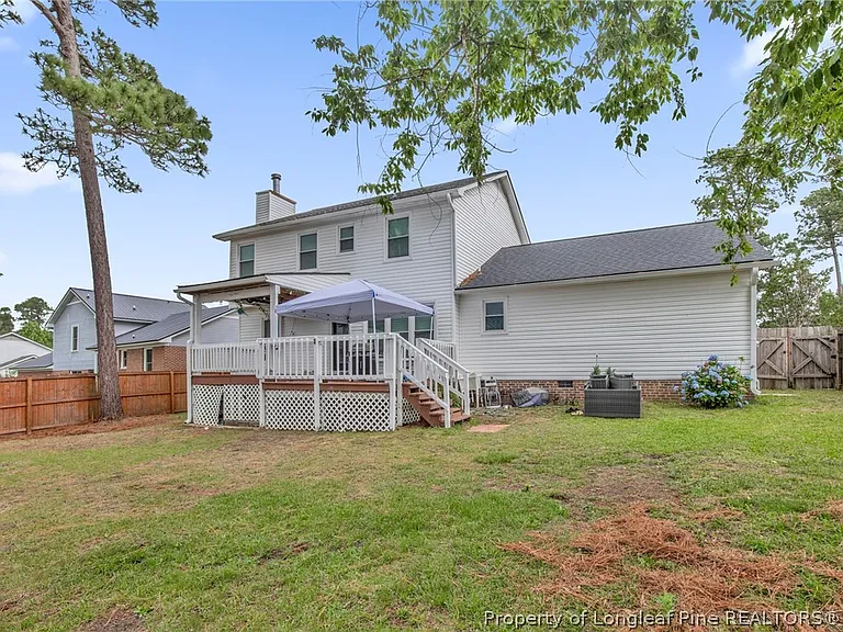 1928 Daphne Cir — Photo 32