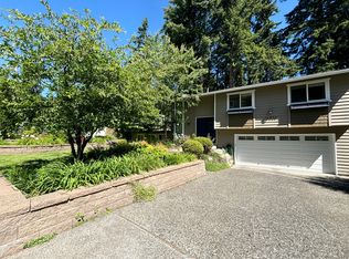 16826 NE 35th Pl, Bellevue, WA 98008