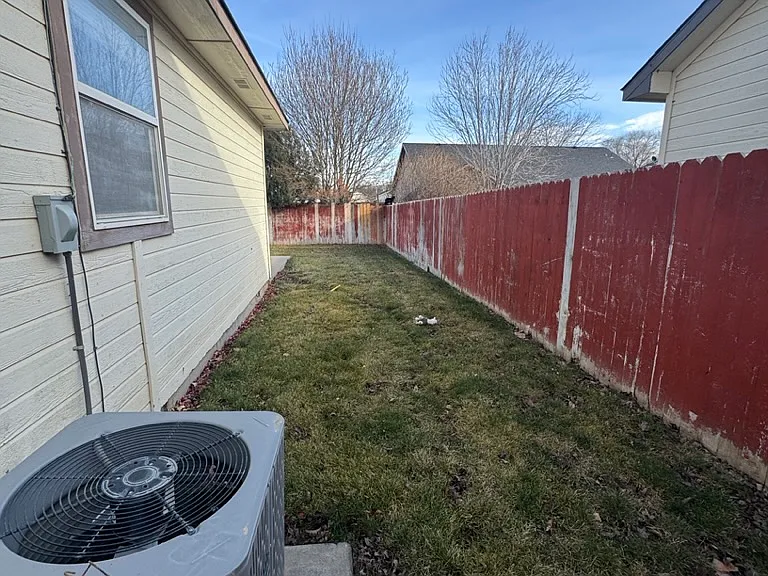 1110 SW Isaac Ln — Photo 25