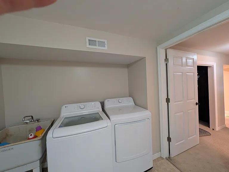 135 Smith Hl — Photo 8