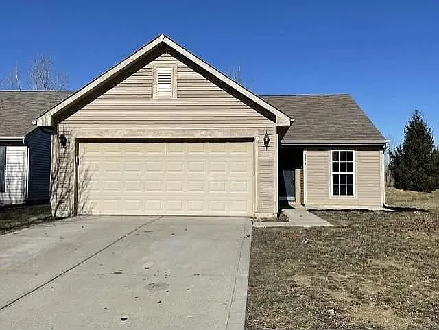 8372 Sotheby Dr — Photo 1