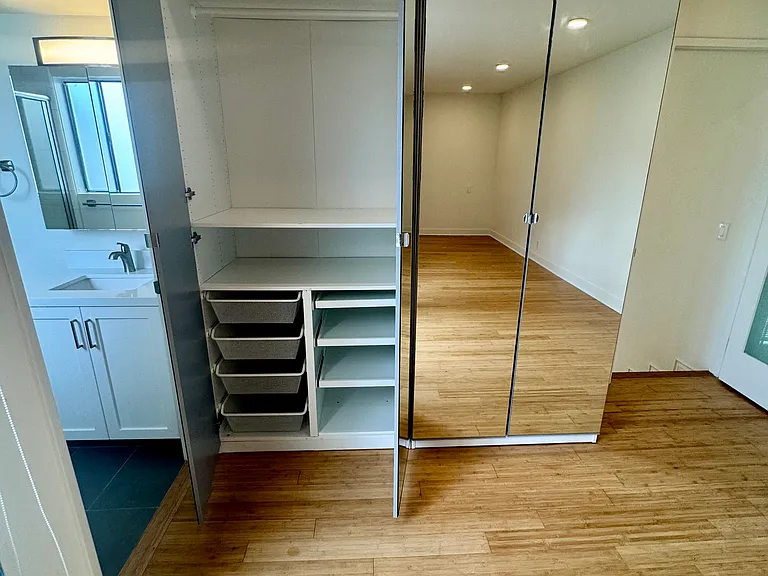 1628 S Bundy Dr #208 — Photo 19