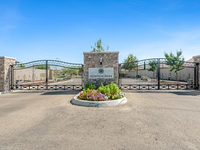 3238 N Rova Court, Visalia, CA, 93291