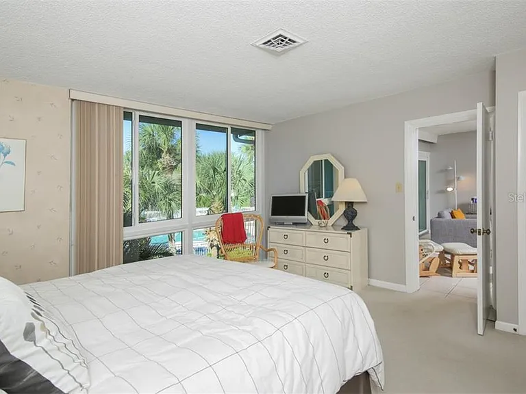 500 S Washington Dr #26B — Photo 19