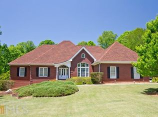 813 Mill Brook Ln, Hoschton, GA 30548