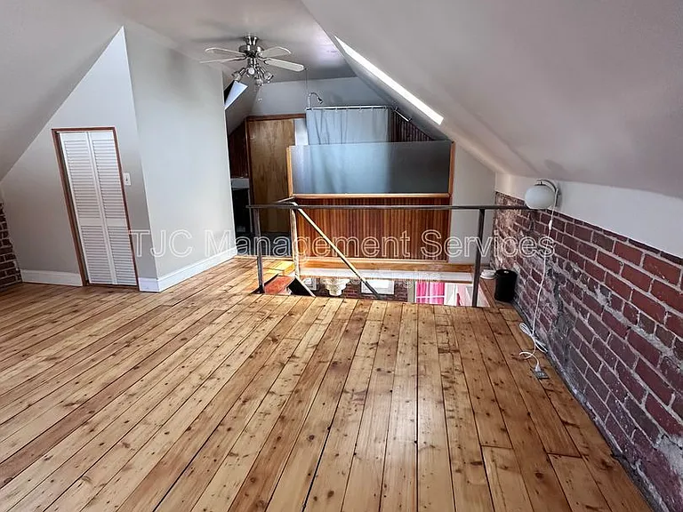 1565 N Race St — Photo 8