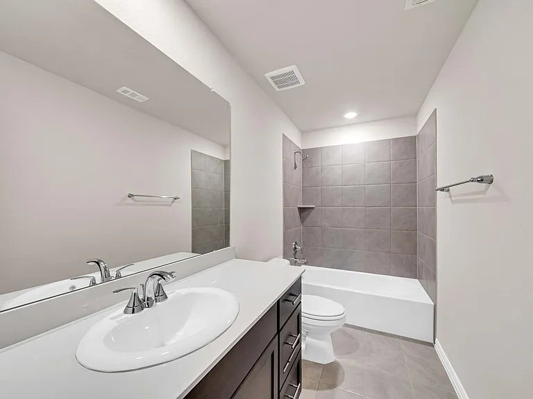504 Weller Rd — Photo 25
