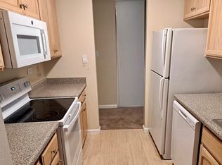 351 Torino Dr APT 5, San Carlos, CA 94070