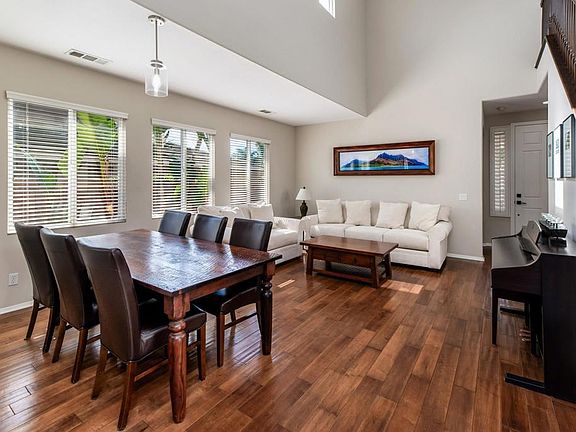 3rd image of 3434 Ravine Dr