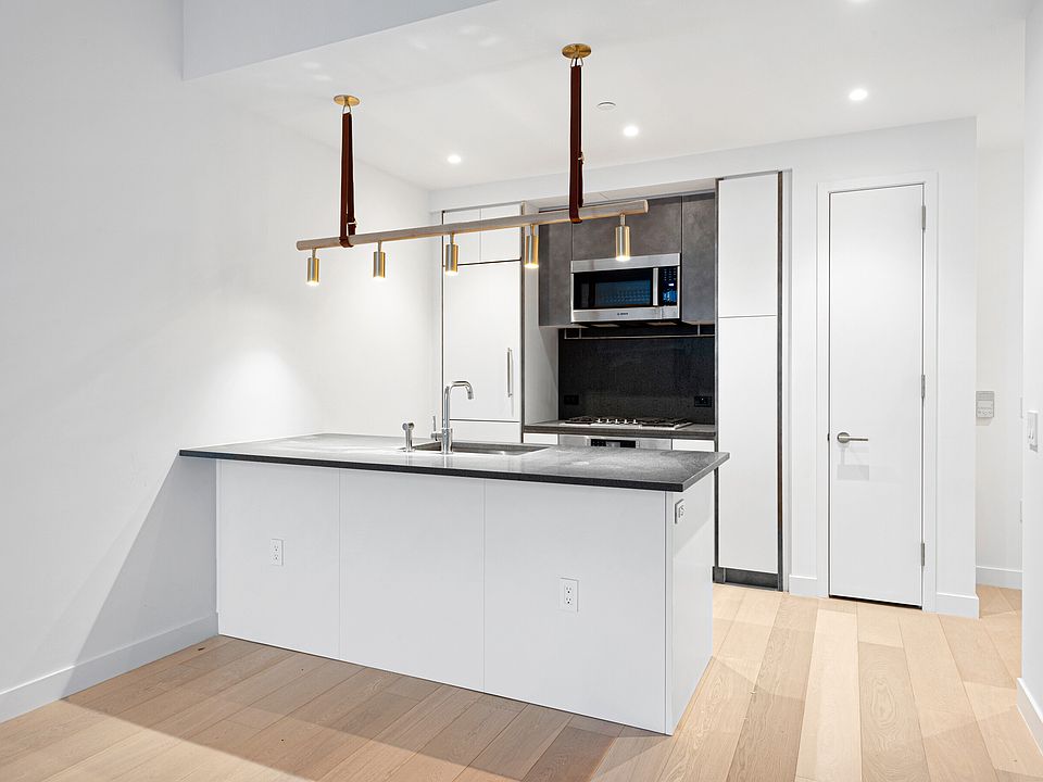 1st image of 11 Hoyt St #28E