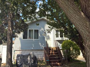 2058 Chestnut St, Baldwin, NY 11510