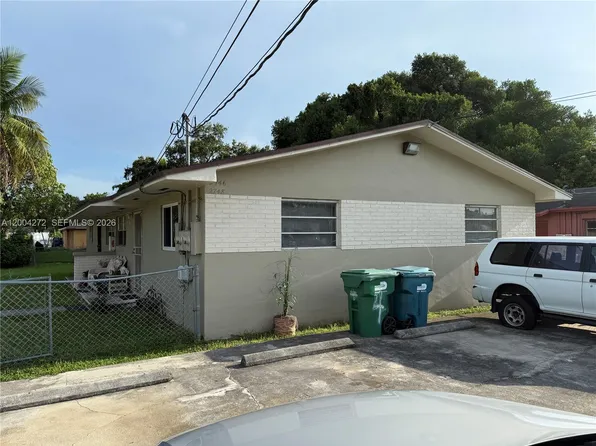 2742 NW 49th St #2742, Miami, FL 33142